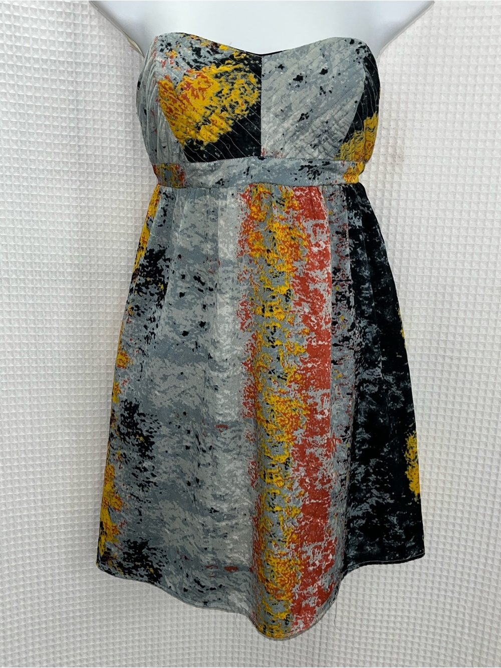 Band of Gypsies Strapless Abstract Print Dress in Gray, Yellow, and Rust size M